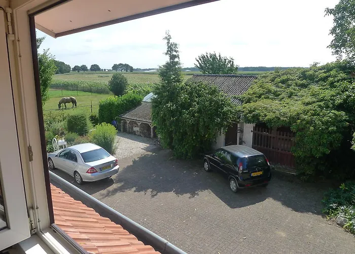 Bed & Breakfast De Kleine Wijngaard 4*